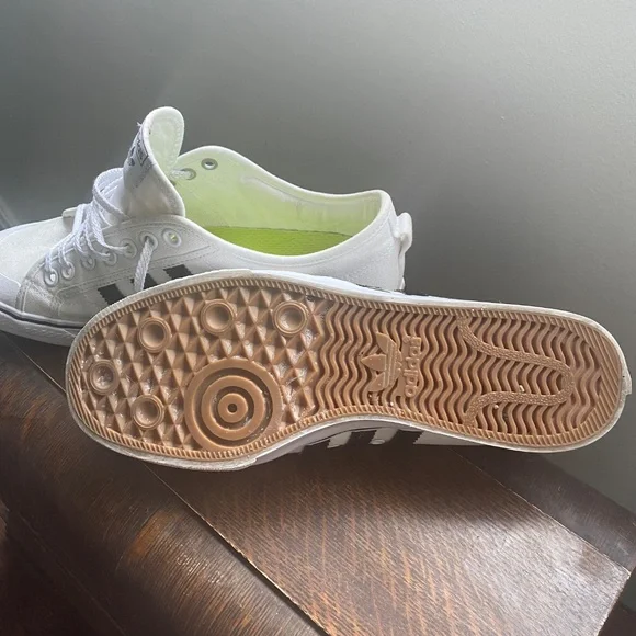 Adidas - Picture 2 of 2